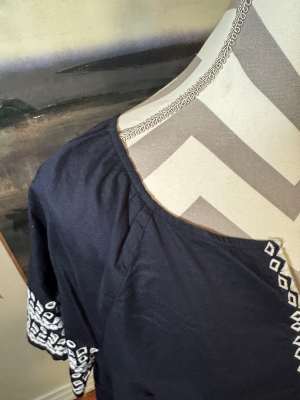 Talbots Navy Tunic with White Geometric Embroidery Accents Size XL - Picture 5 of 11
